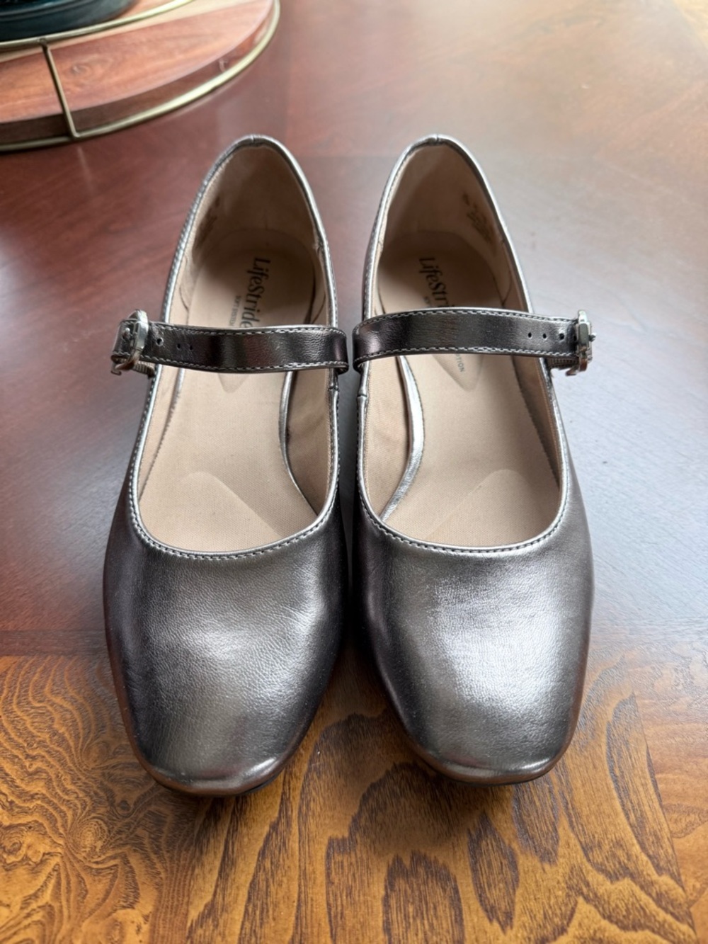 Life Stride Pewter Metallic Mary Jane Flats Size 7.5M